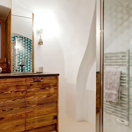 Renove Au Coeur Du Praz, Courchevel, A 150m Des Pistes, 4 Chambres, 9 Personnes - Fr-1-514-20 Chalet *