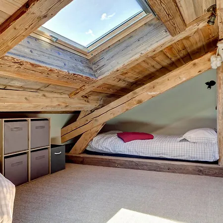 Chalet Renove Au Coeur Du Praz, Courchevel, A 150m Des Pistes, 4 Chambres, 9 Personnes - Fr-1-514-20