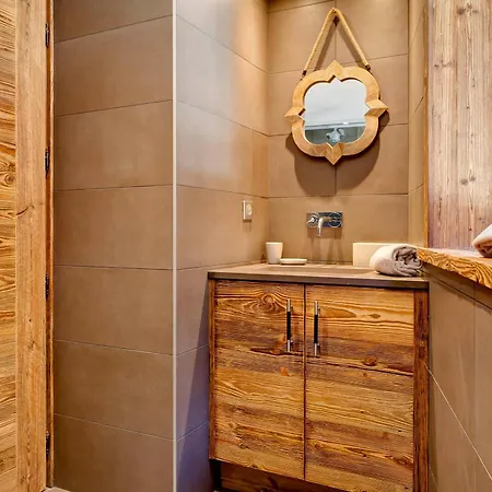 Renove Au Coeur Du Praz, Courchevel, A 150m Des Pistes, 4 Chambres, 9 Personnes - Fr-1-514-20 Chalet Saint-Bon-Tarentaise